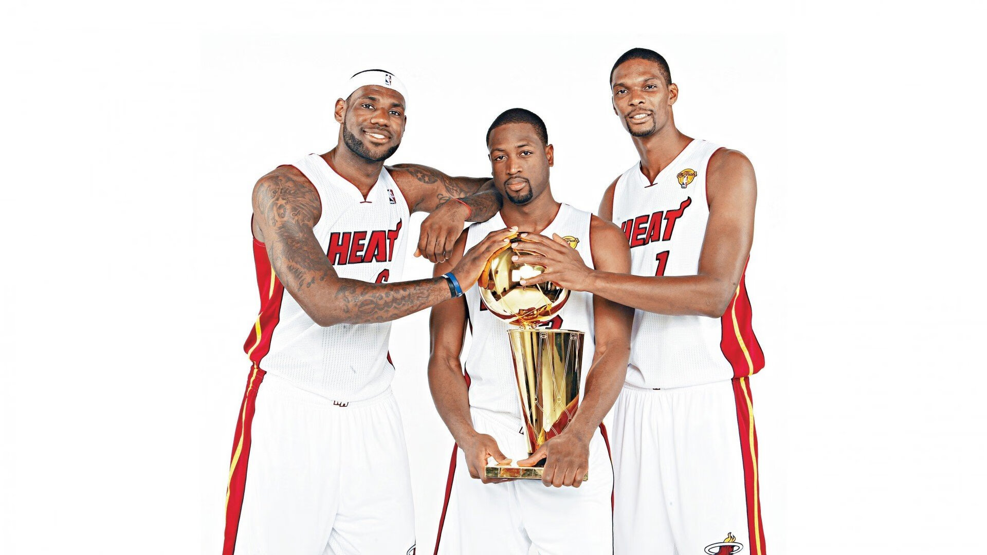 欧冠射手榜惊现逆袭：奥西姆亨超越姆巴佩与哈兰德，欧冠射手榜前十榜