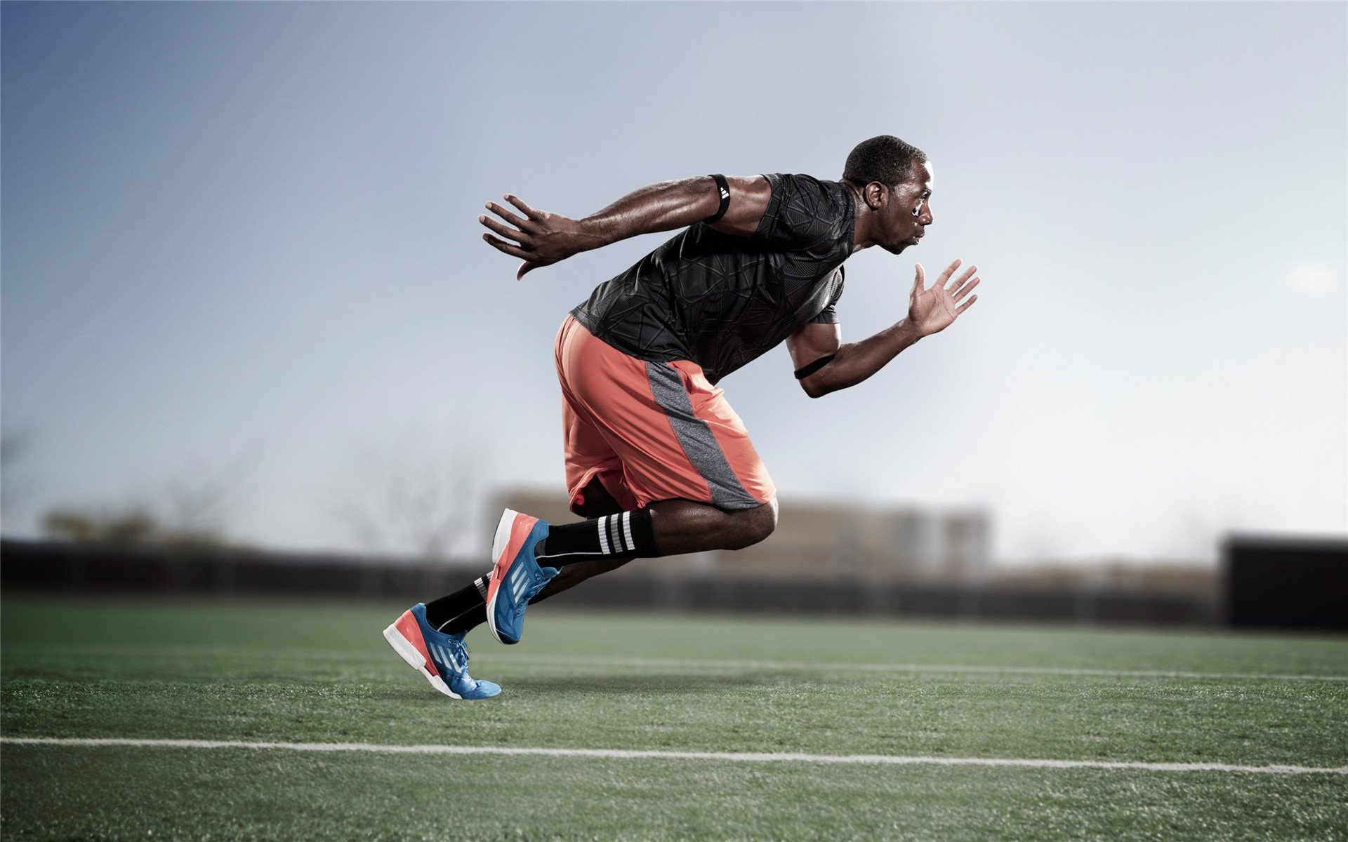 点球战术安排是否影响球队心理优势构建，点球姿势指导